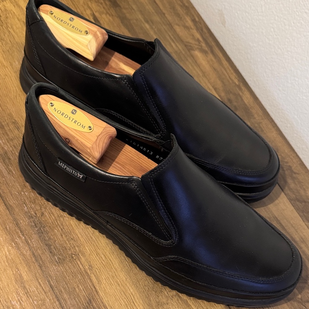 Mephisto Men’s Twain Black Leather Slip-On Loafers Size 9.5